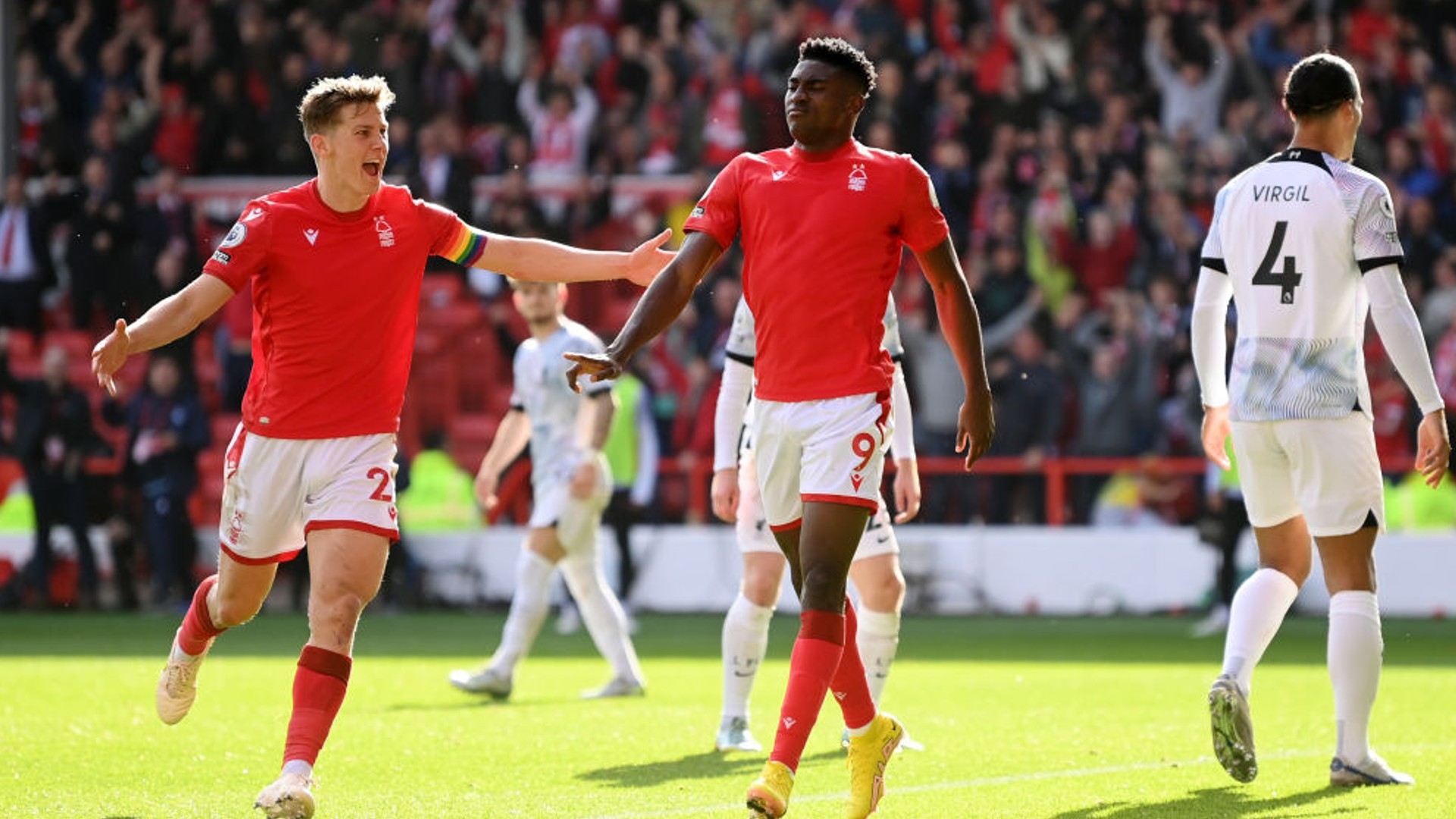 在这样的历 在这样的历